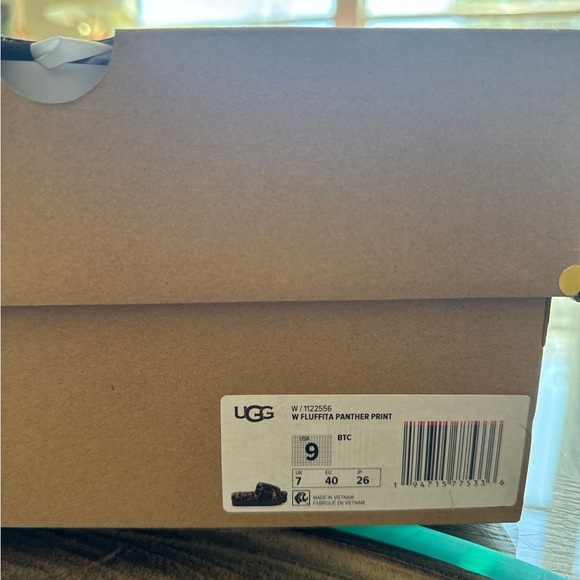 Ugg fluffita Panther Print Platform Slippers - Picture 9 of 9